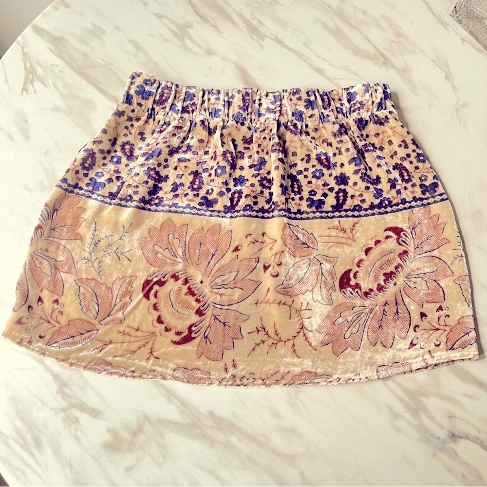 Chaser Floral Mini Skirt - Cream and Pink Velvet XS NWT